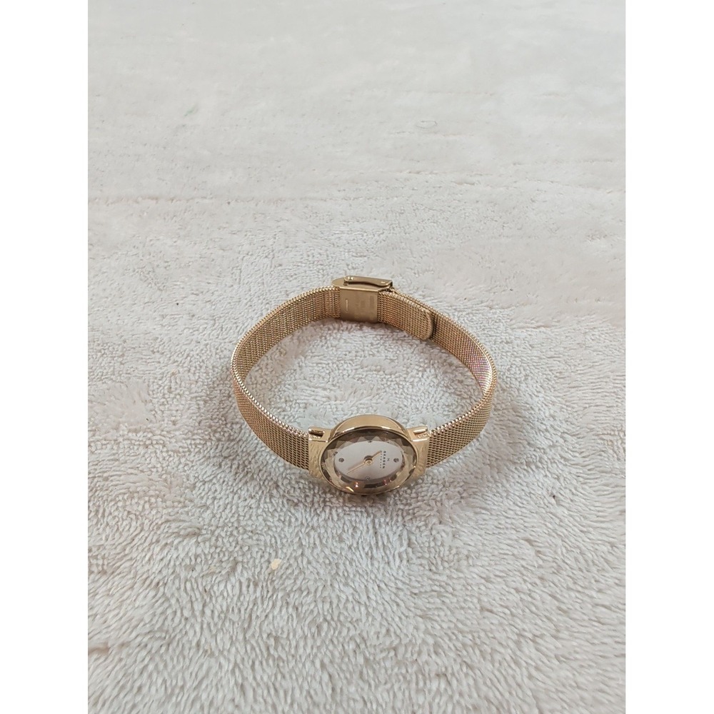 Skagen Leonora Gold Mesh Watch Mother of Pearl Crystal Dial SKW2166 25mm - Picture 4 of 9